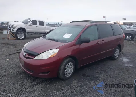 2009 Toyota Sienna Le z USA, uszkodzony, nr VIN 5TDZK23C09S287708